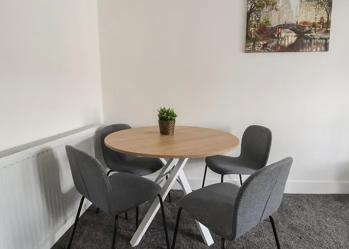 Apartment 4